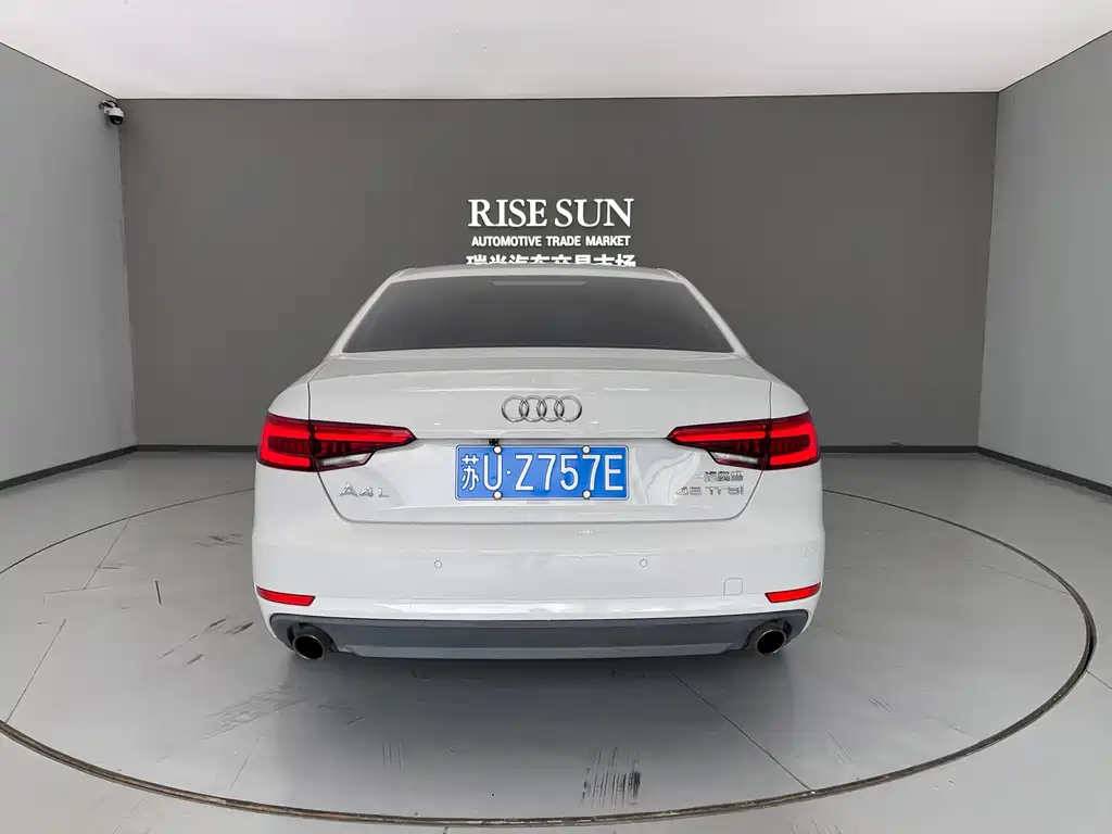 Audi A4L — миниатюра 5