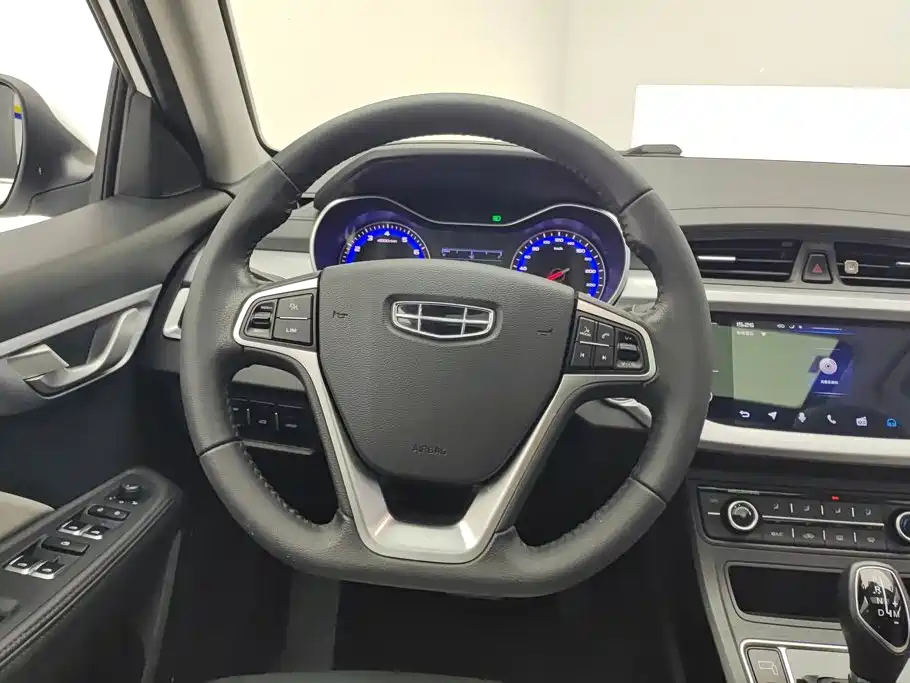 Geely Vision — миниатюра 15