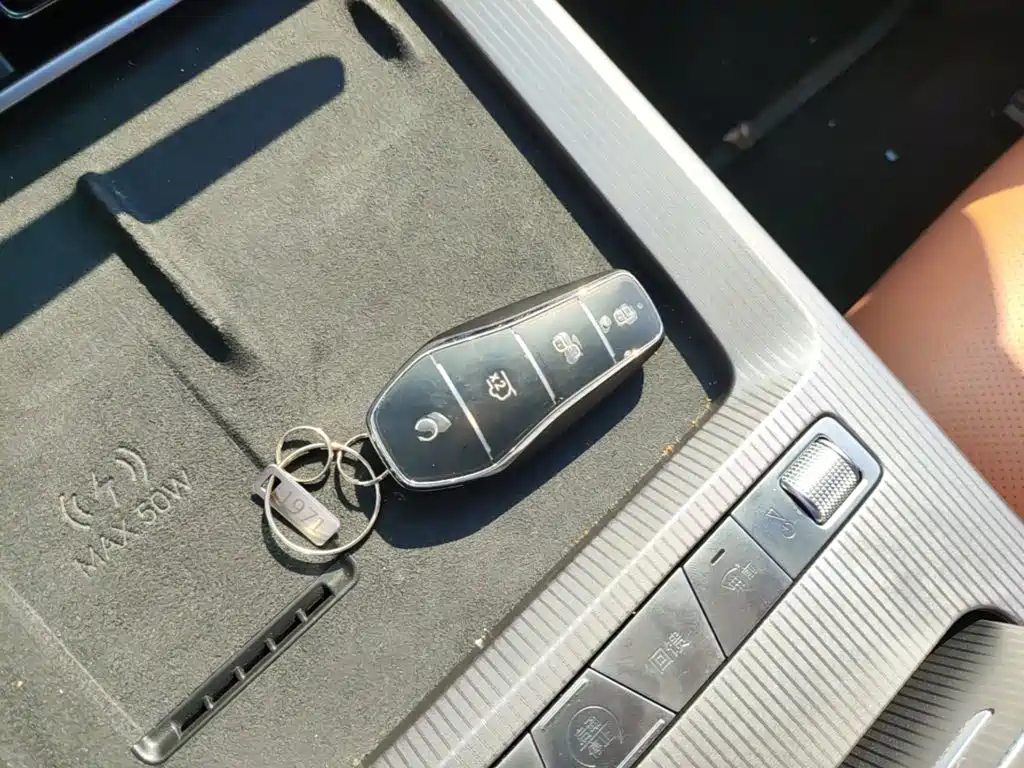BYD Han L — миниатюра 9