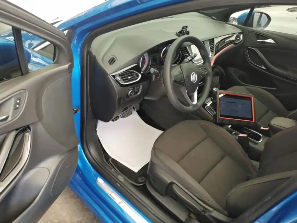 Buick Verano — миниатюра 15