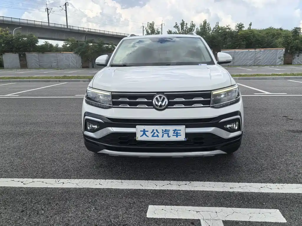 Volkswagen T-Cross — миниатюра 2