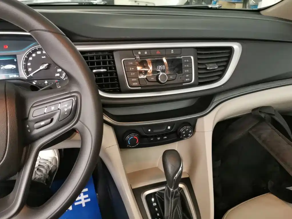 Buick Excelle — миниатюра 13
