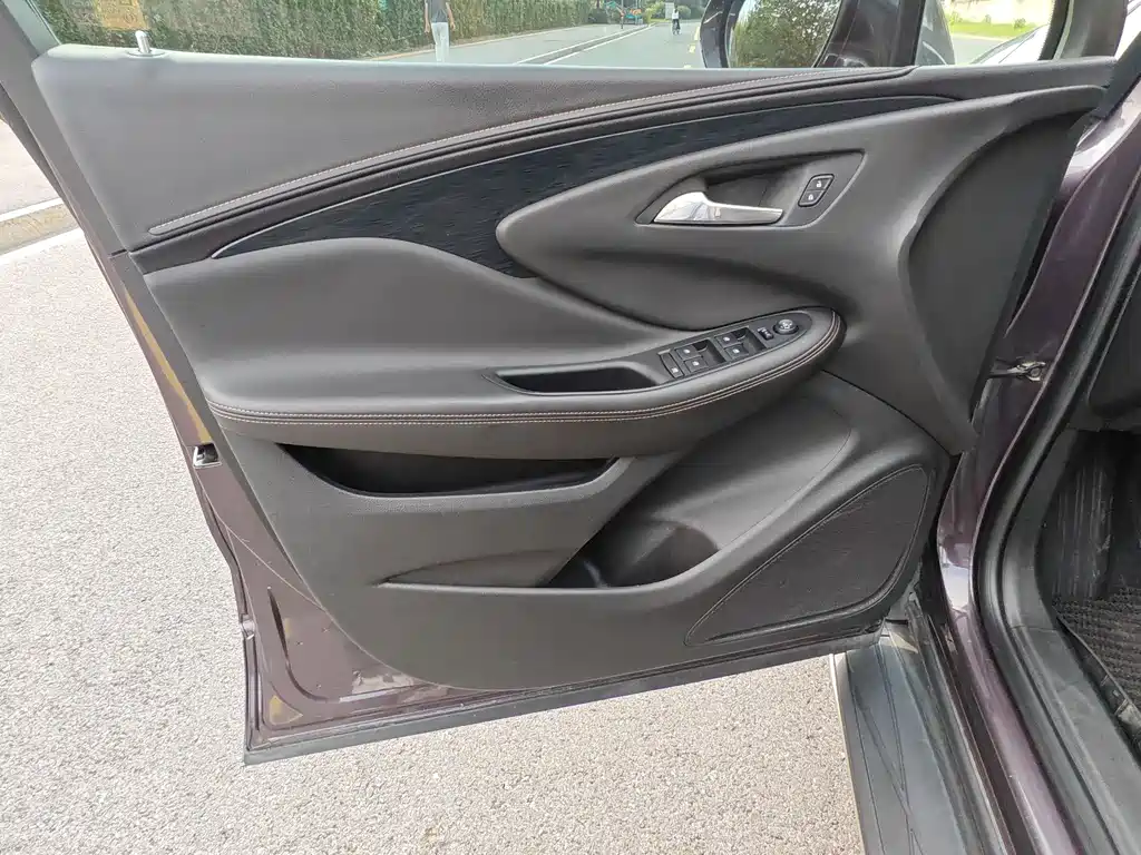 Buick Envision Plus — миниатюра 21