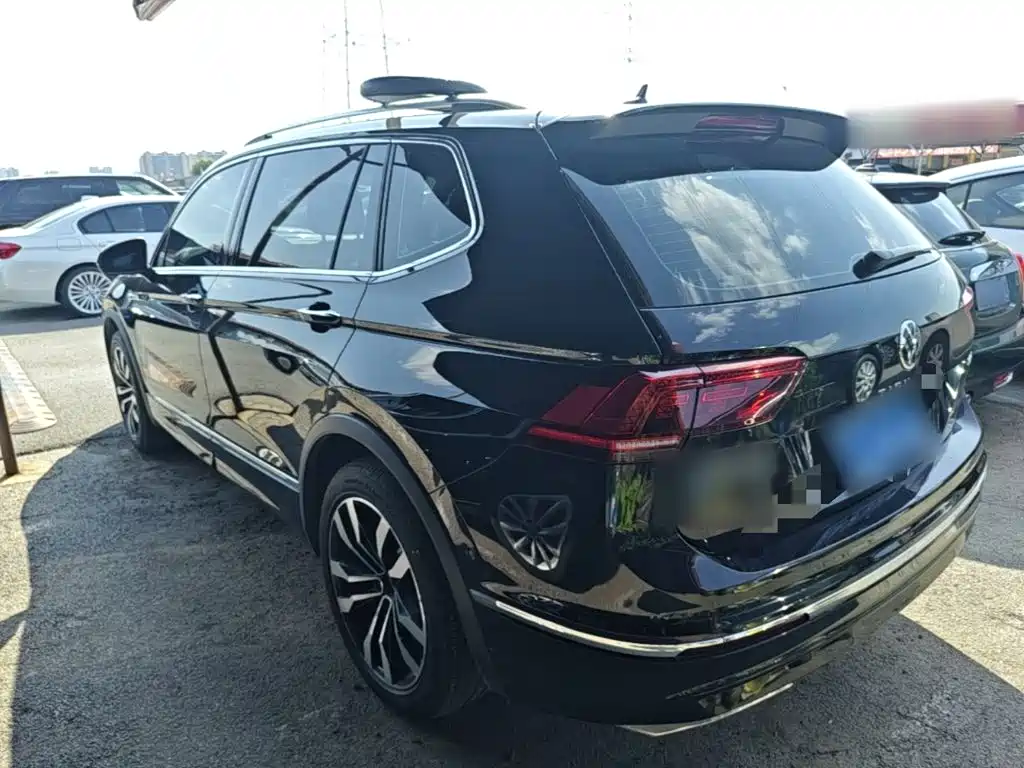 Volkswagen Tiguan L — миниатюра 5