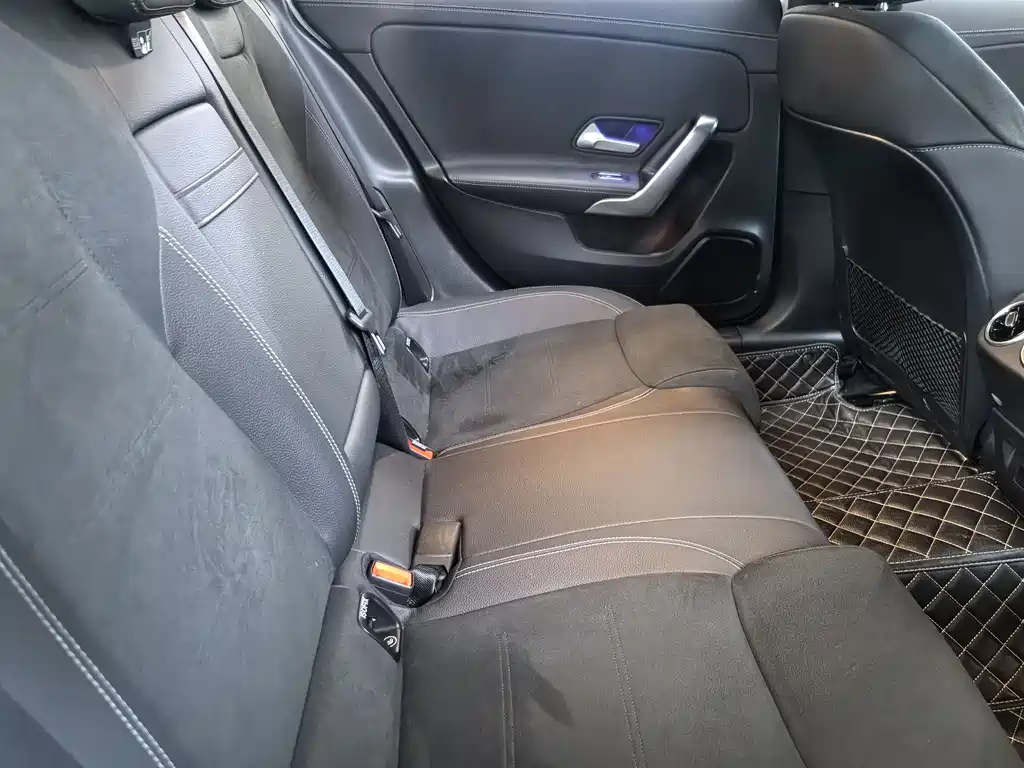 MERCEDES-BENZ A CLASS