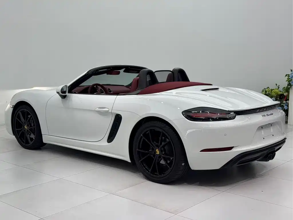 Porsche 718 2022 Boxster 2.0T