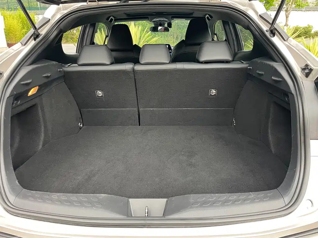 Toyota C-HR 2020 2.0L Lead