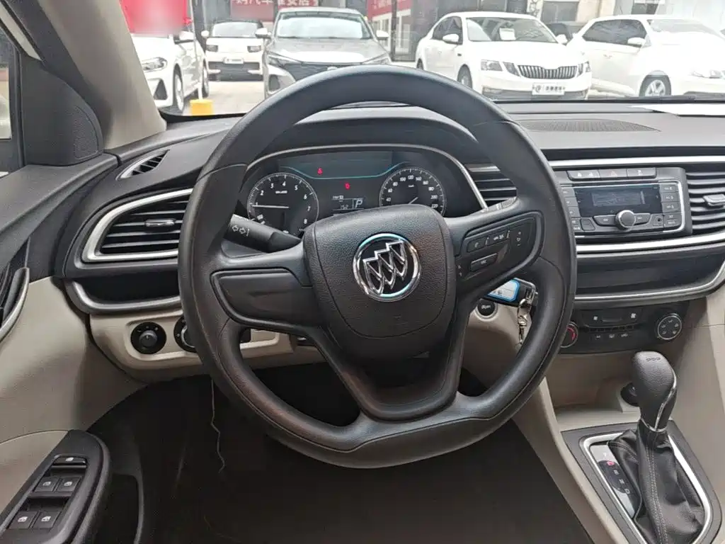 Buick Excelle — миниатюра 11