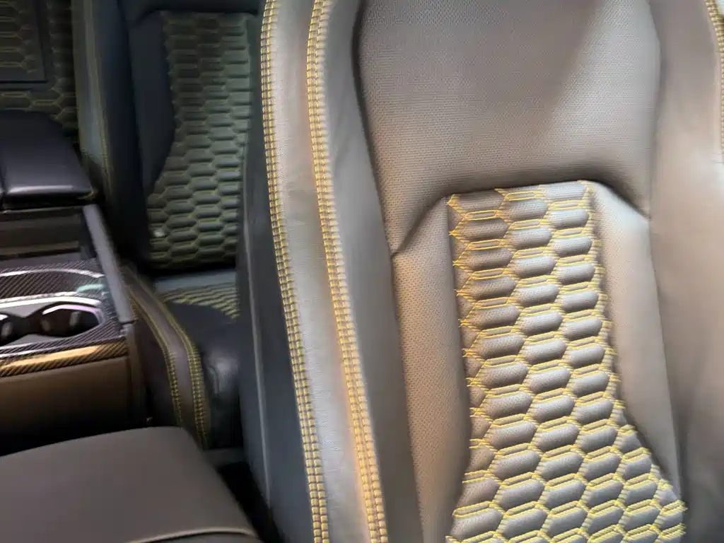 Lamborghini Urus — миниатюра 13