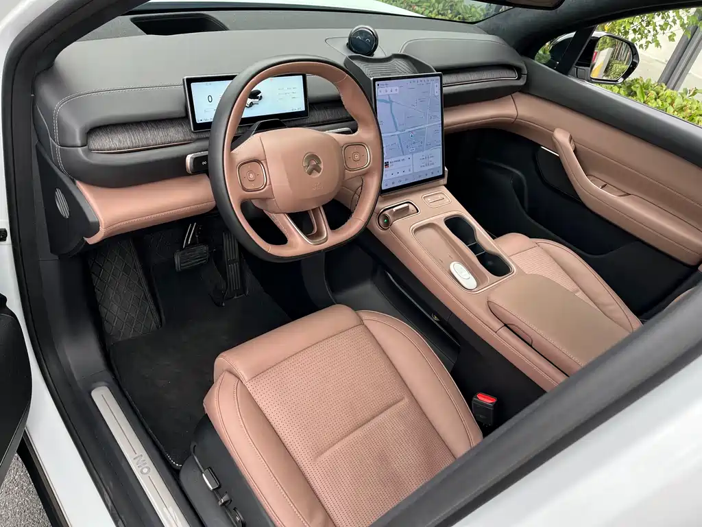 NIO ES6 — миниатюра 12