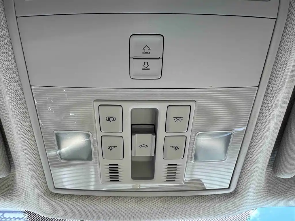 Skoda Karoq — миниатюра 14
