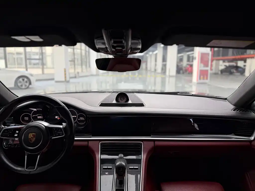 Porsche Panamera — миниатюра 7