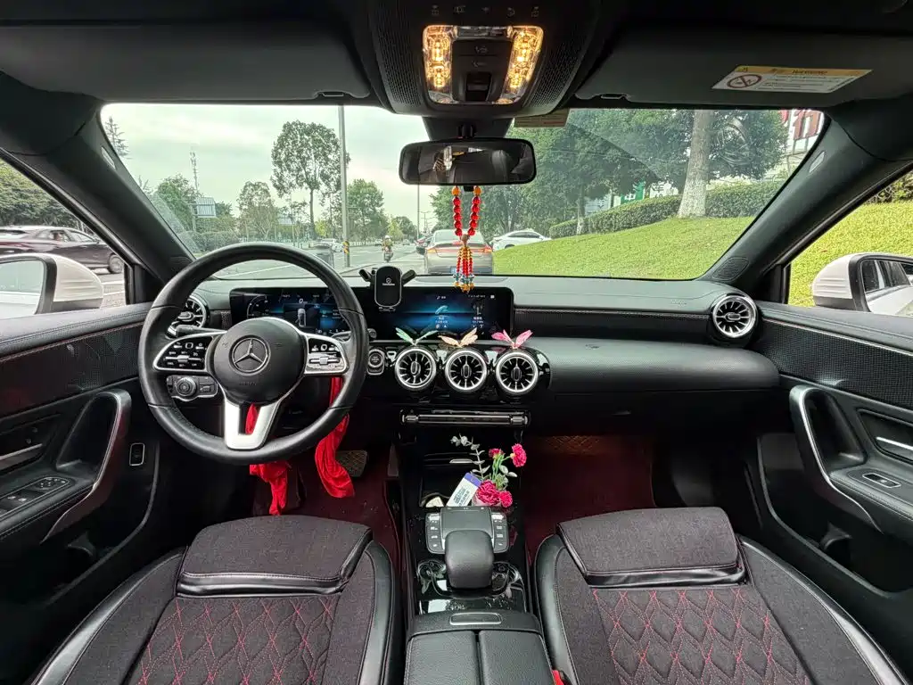 Mercedes-Benz A-Class — миниатюра 13
