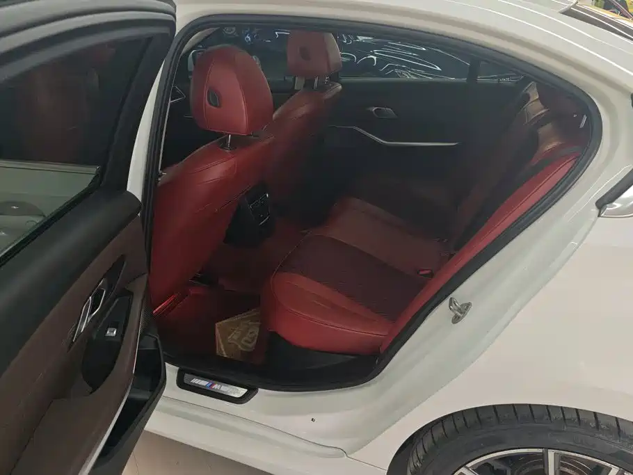 BMW 3 Series — миниатюра 11