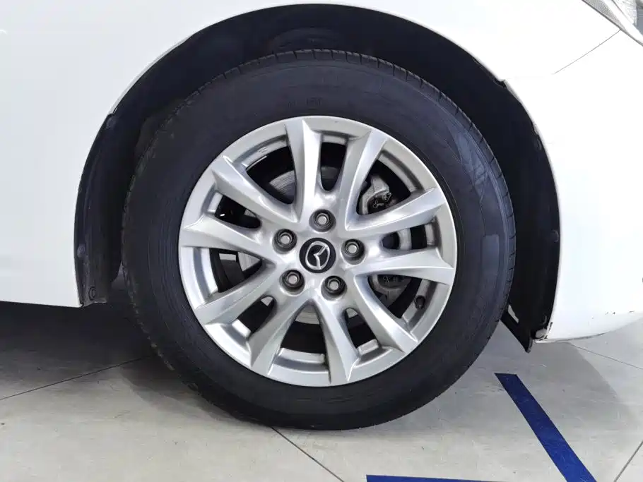 Mazda 3 Axela — миниатюра 6