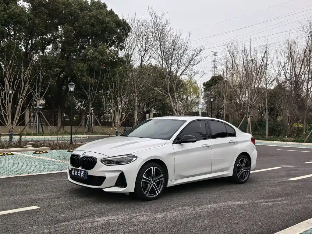 BMW 1 Series 2023