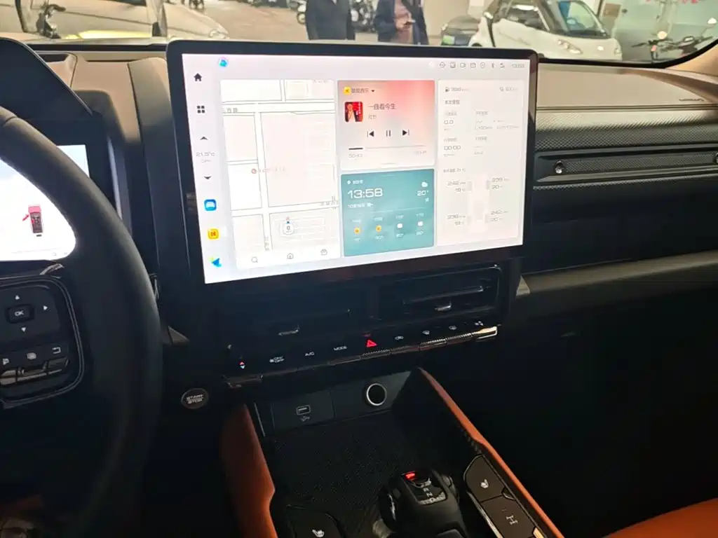 Haval Menglong New Energy — миниатюра 13