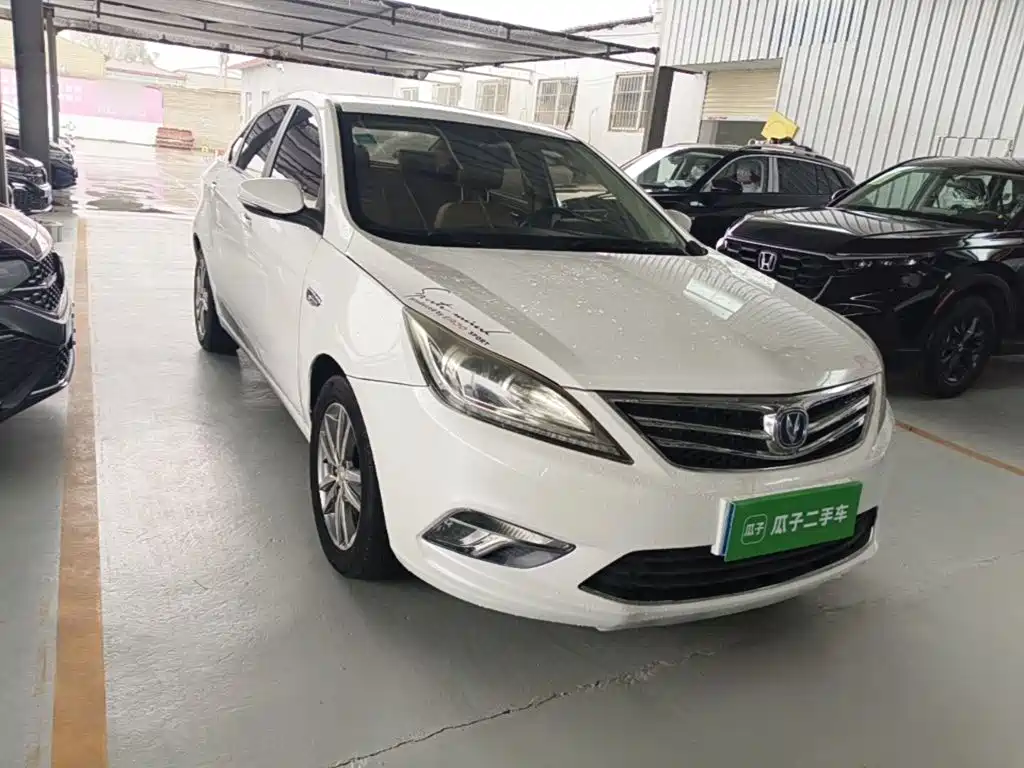 Changan Eado — миниатюра 4