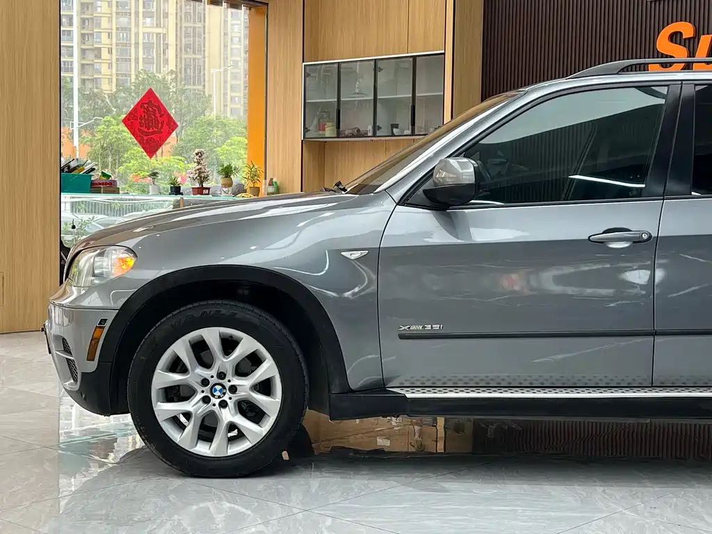 BMW X5 (Import) — миниатюра 13