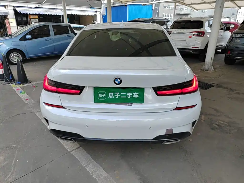 BMW 3 Series — миниатюра 6