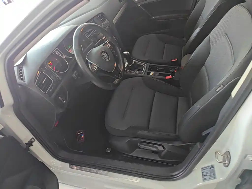 Volkswagen Golf — миниатюра 15