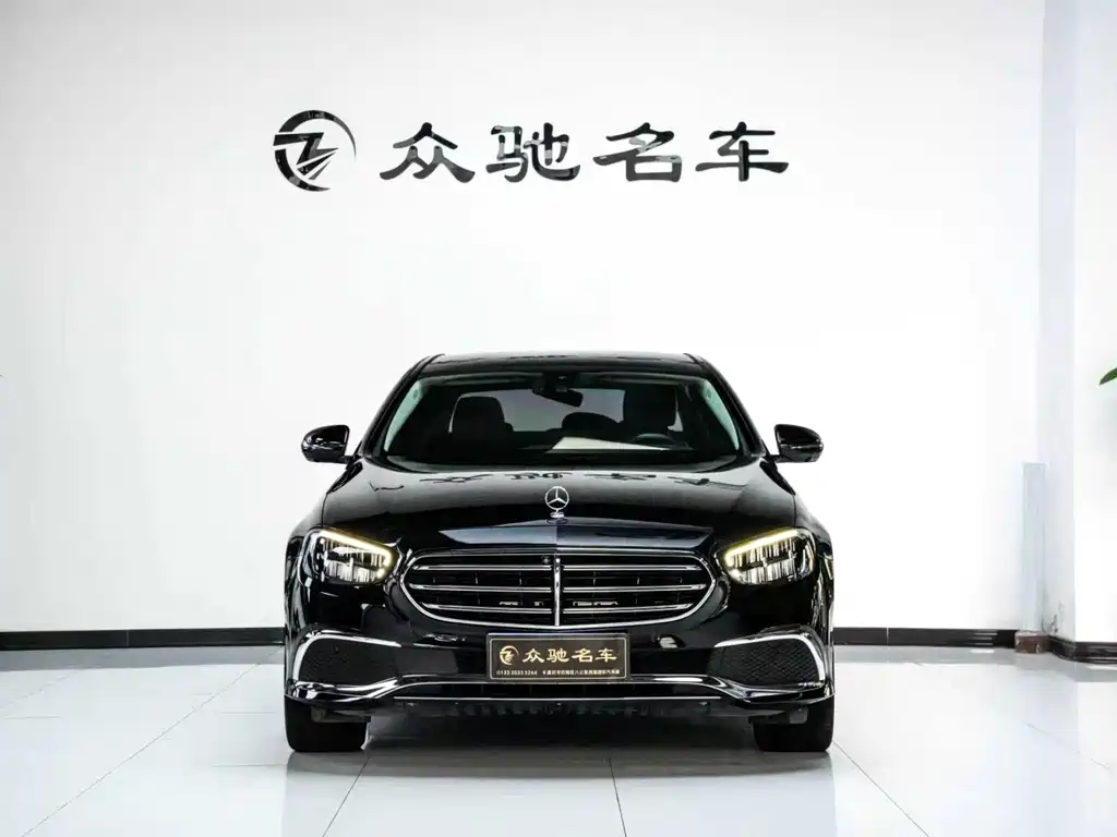 Mercedes-Benz E-Class — миниатюра 2
