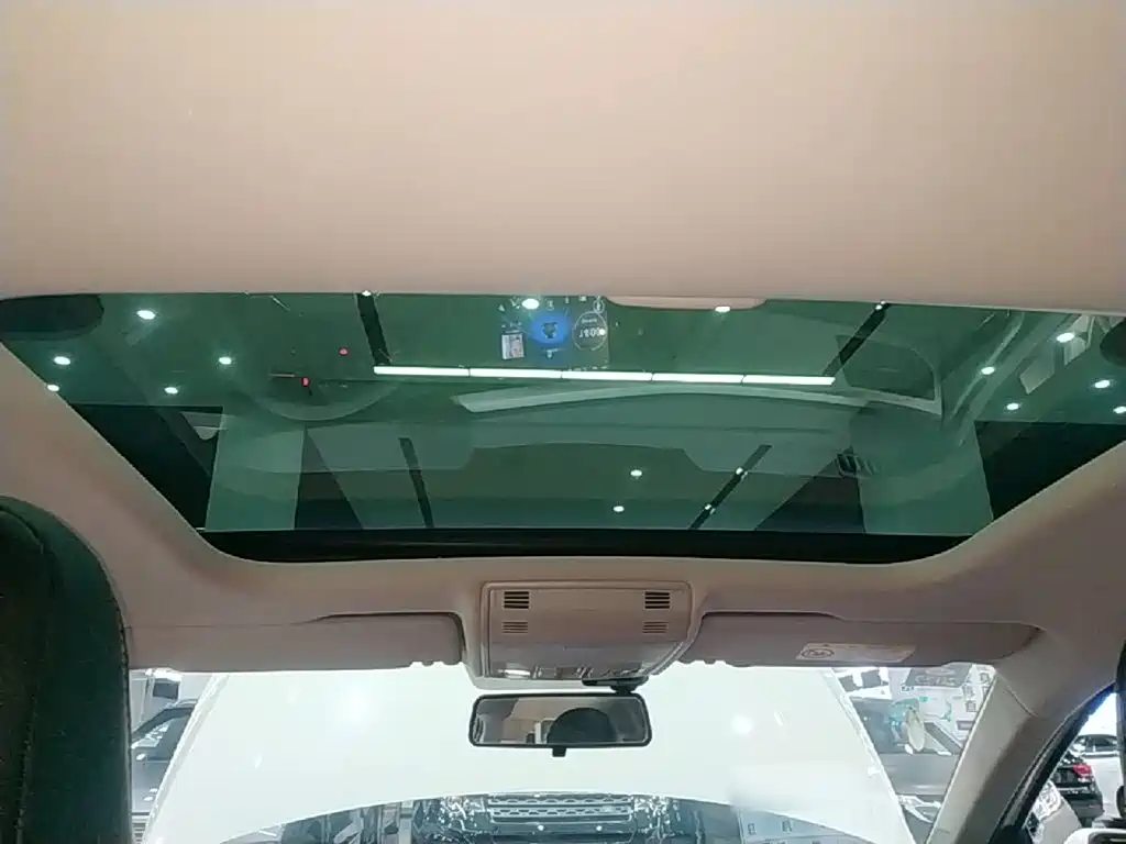 Volkswagen Polo — миниатюра 18