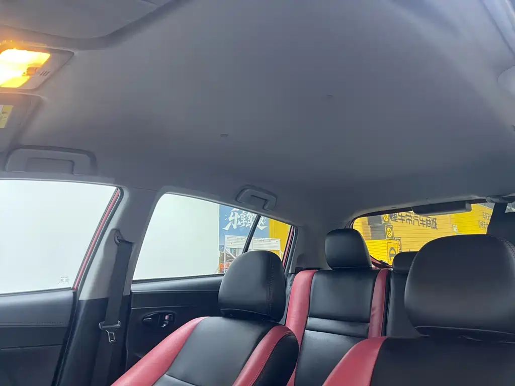 Toyota Yaris L — миниатюра 13