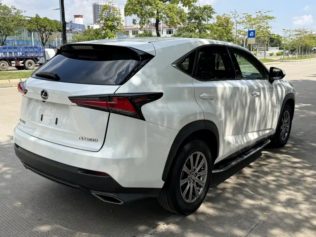 Lexus NX — миниатюра 4