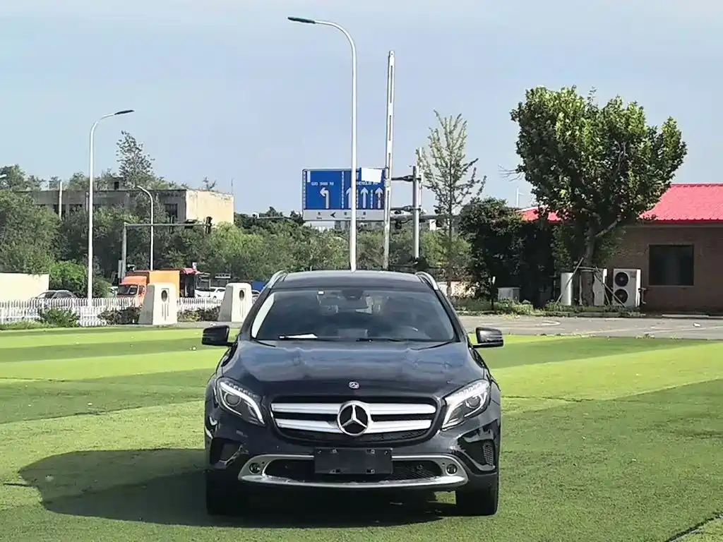 Mercedes-Benz GLA — миниатюра 2