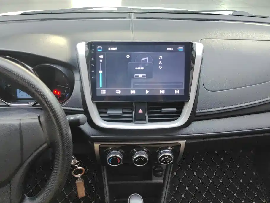 Toyota Yaris L — миниатюра 13