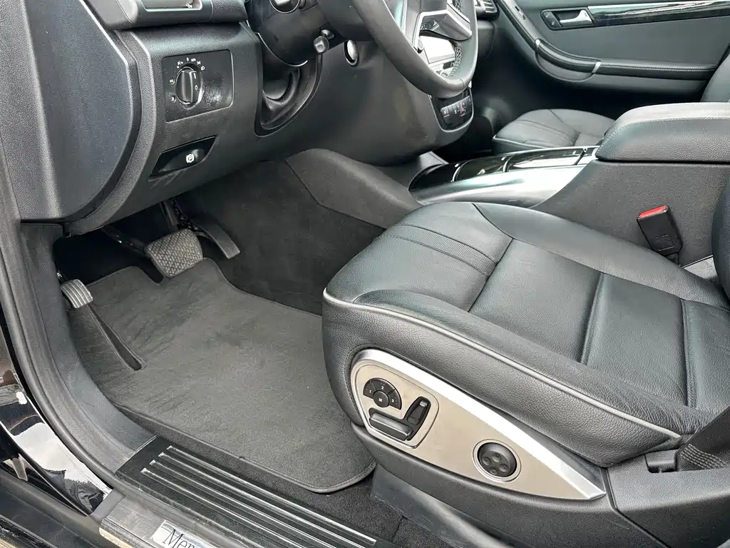 Mercedes-Benz R-Class — миниатюра 11