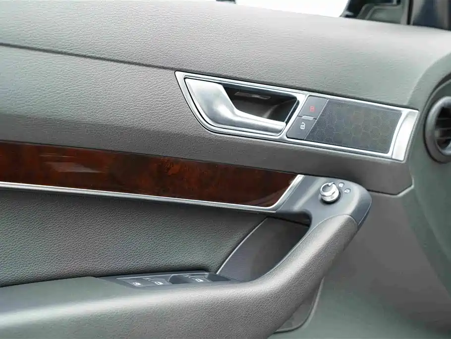 Audi A6L — миниатюра 18