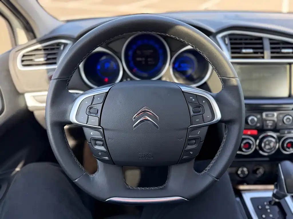 Citroen C4L — миниатюра 14