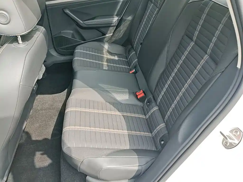 Volkswagen Lavida — миниатюра 17