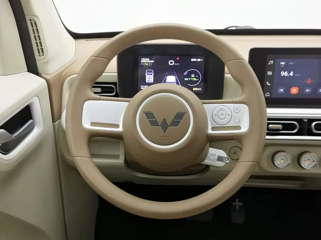 Wuling MINIEV — миниатюра 11
