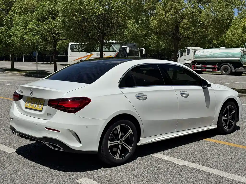 Mercedes-Benz A-Class — миниатюра 4