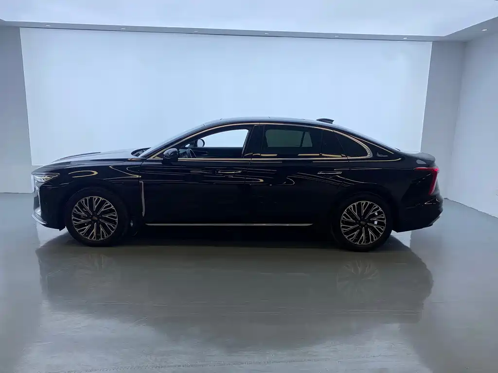 Hongqi Hongqi H5 — миниатюра 4