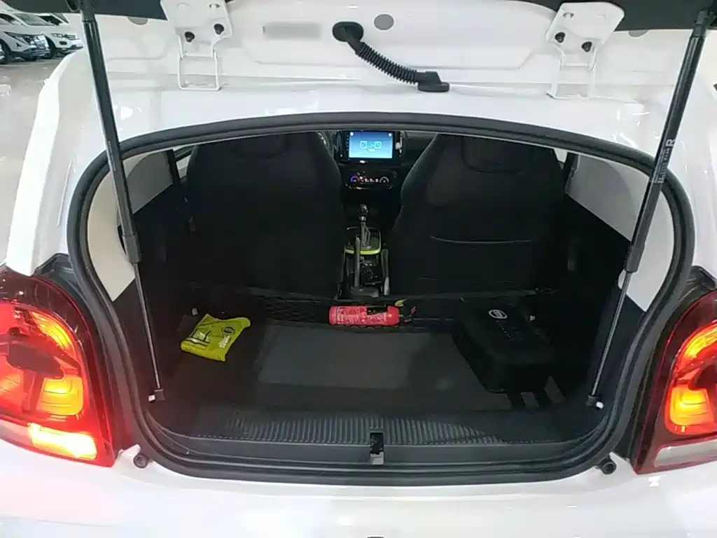 Roewe Clever — миниатюра 19