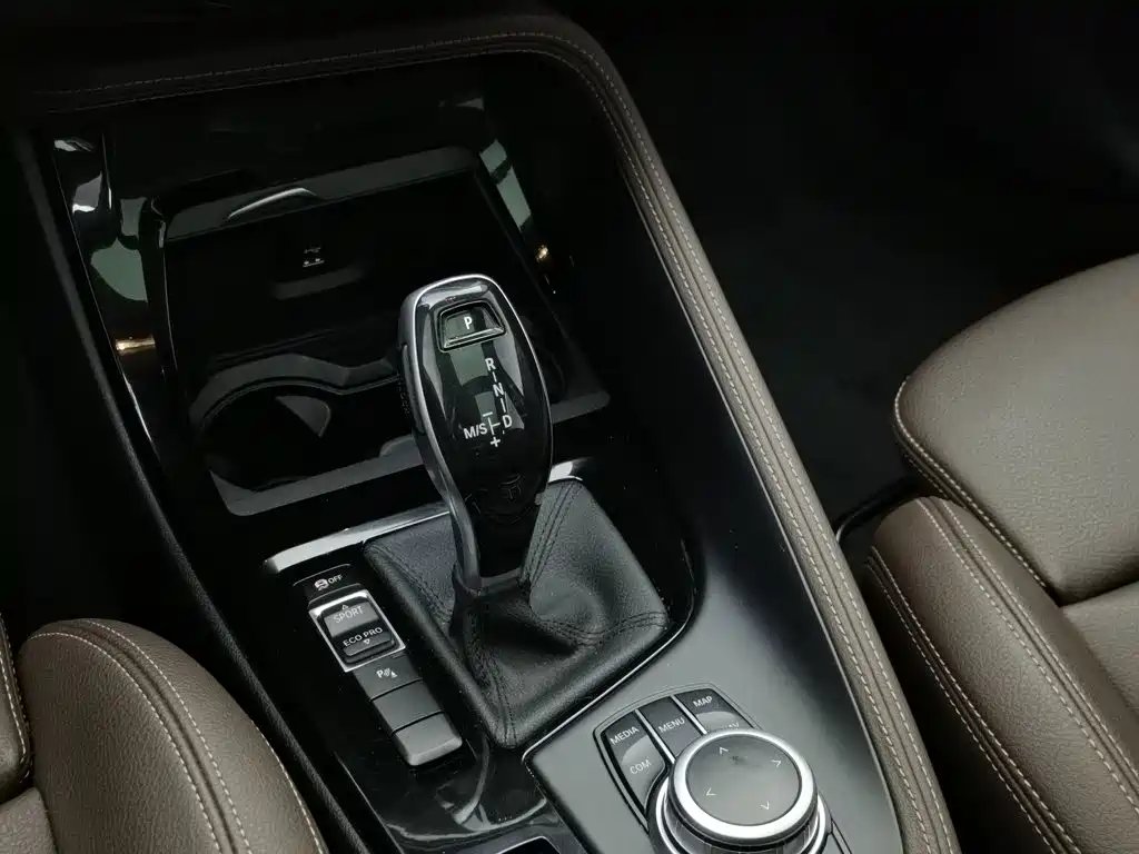 BMW X1 — миниатюра 13