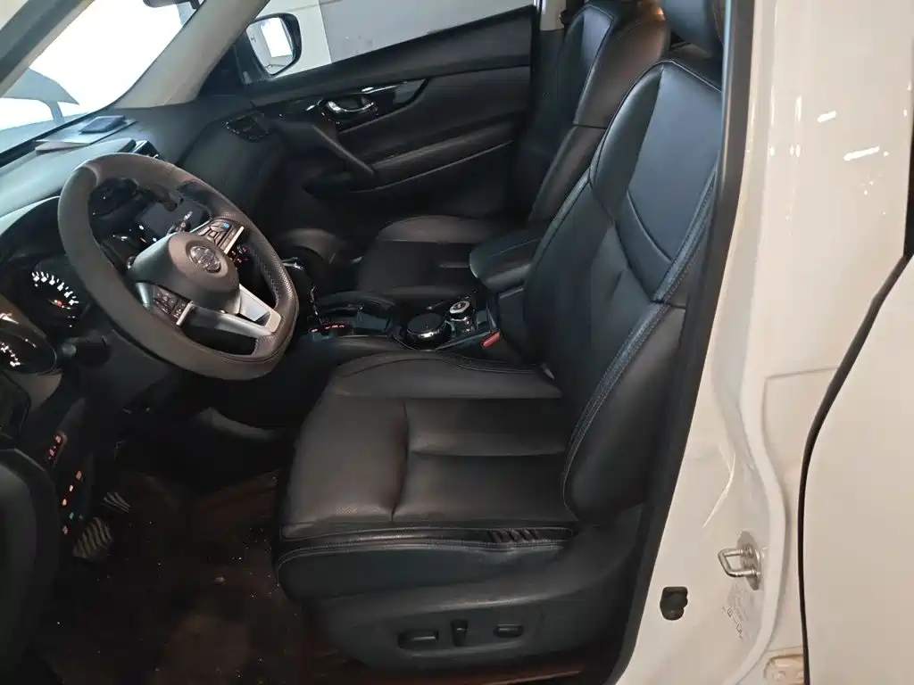 Nissan X-Trail — миниатюра 16
