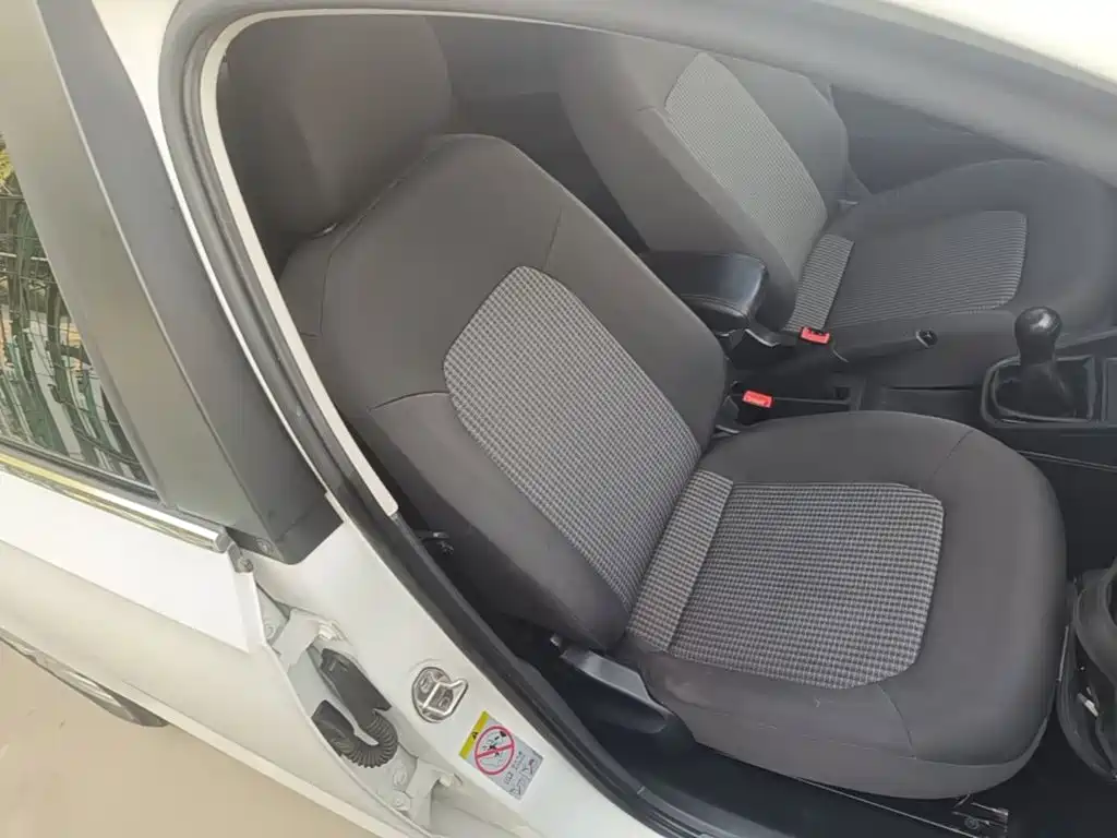 Volkswagen Santana — миниатюра 25