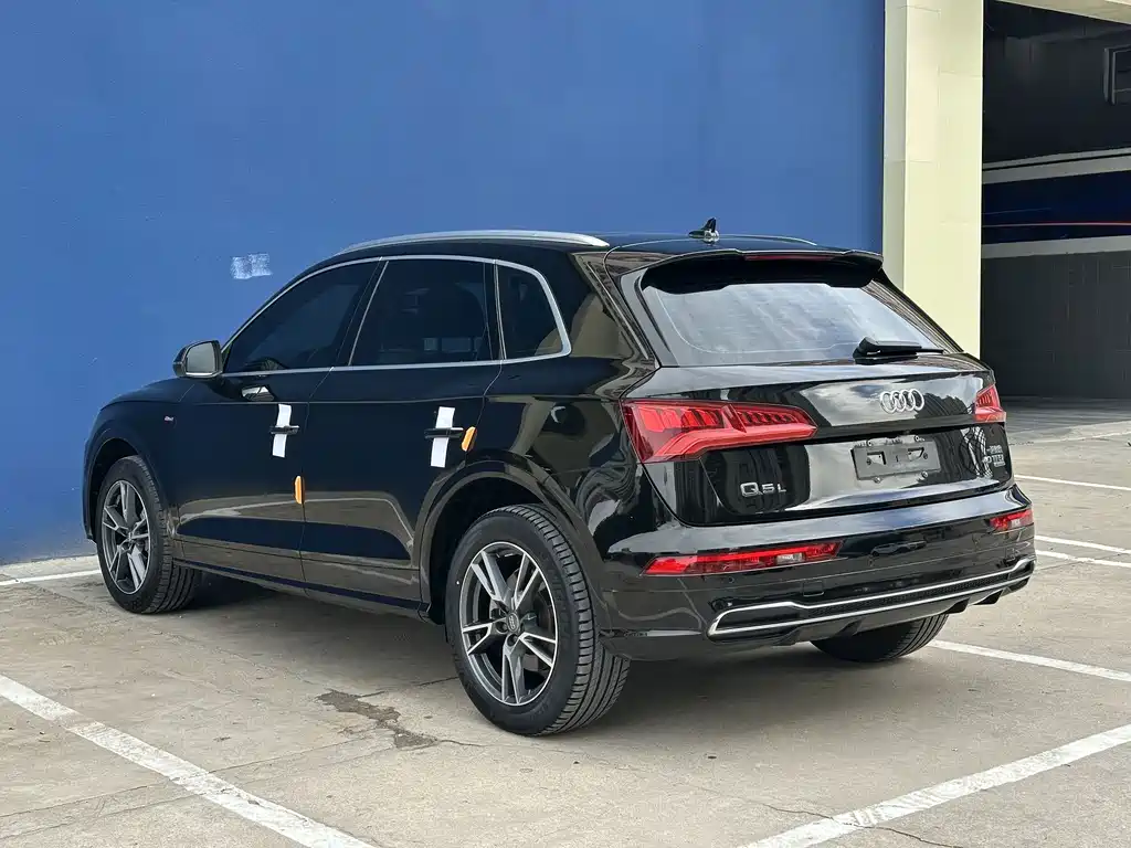 Audi Q5L — миниатюра 9