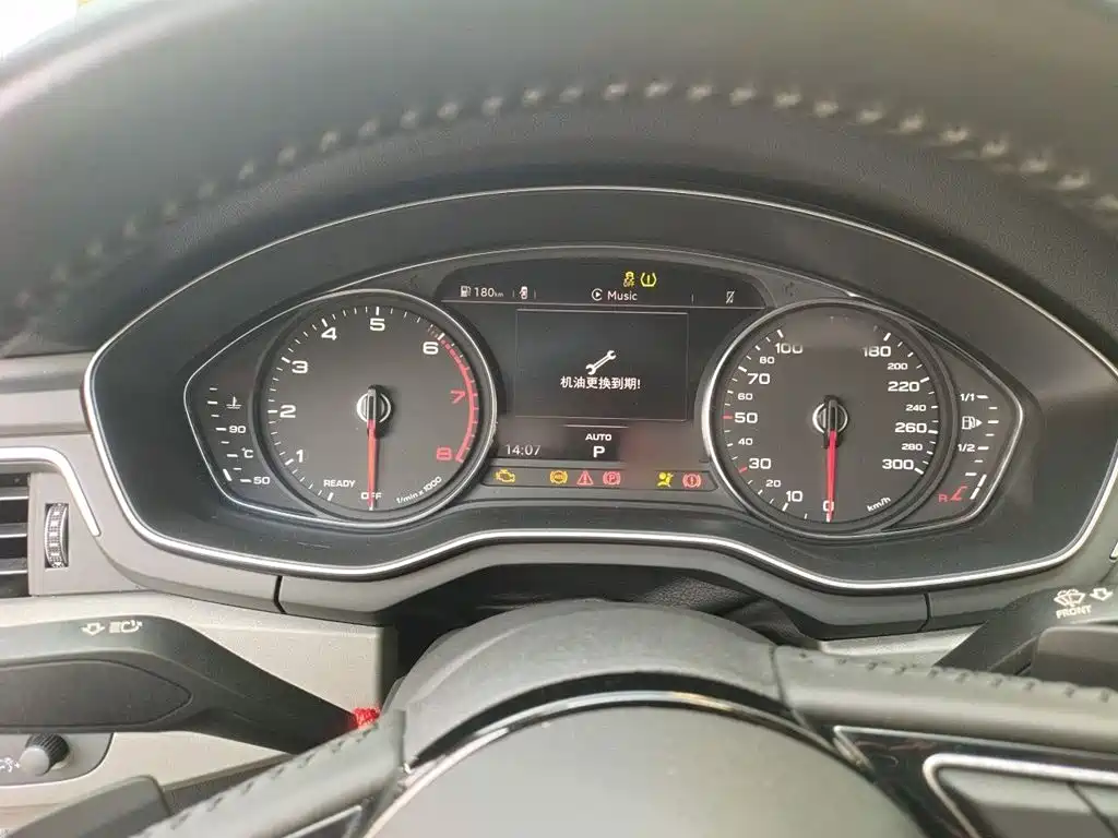 Audi A4L — миниатюра 4