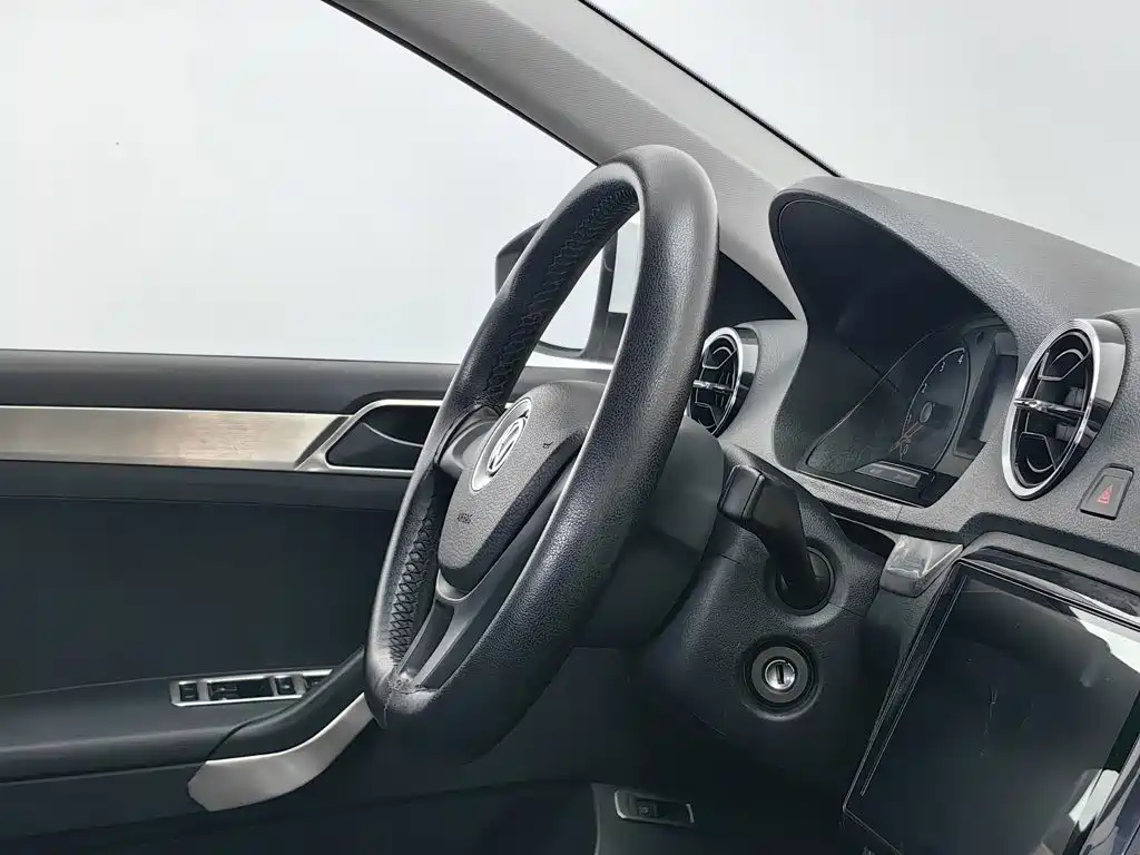 Volkswagen Jetta — миниатюра 22