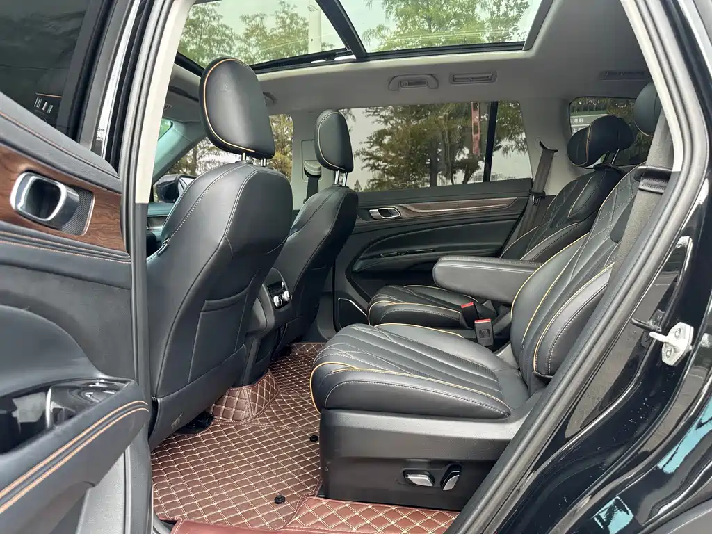 Ford Equator — миниатюра 7
