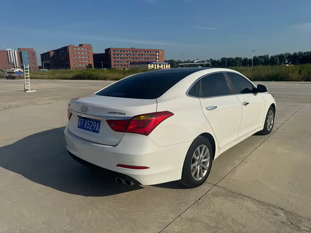 Hyundai Mistra — миниатюра 8