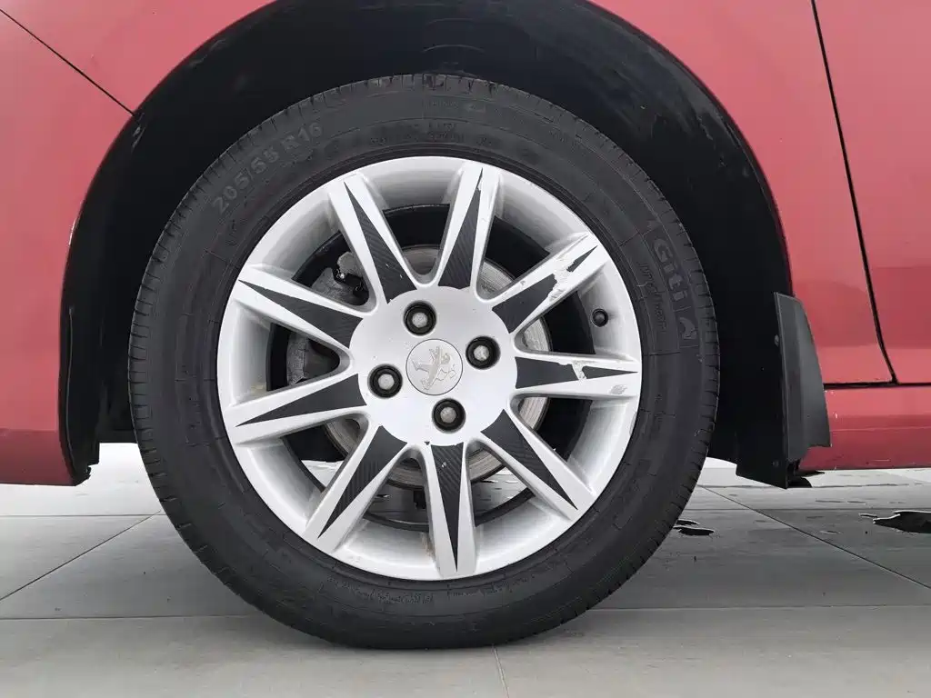 Peugeot 308 — миниатюра 17