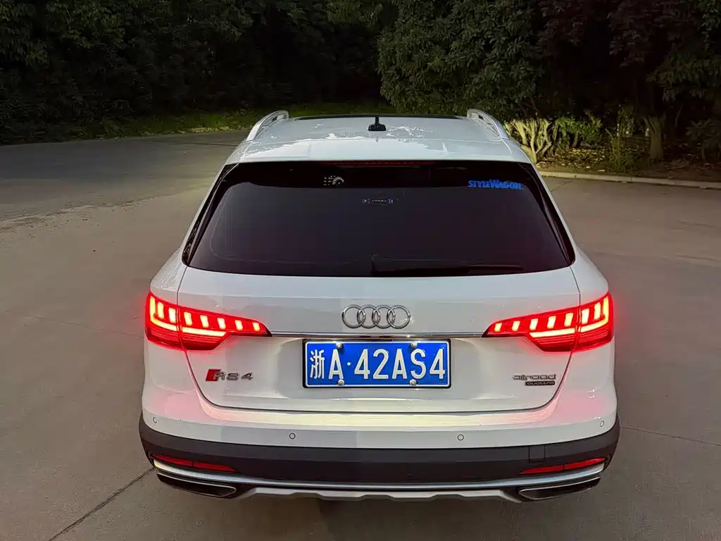 Audi A4 (Import) — миниатюра 7