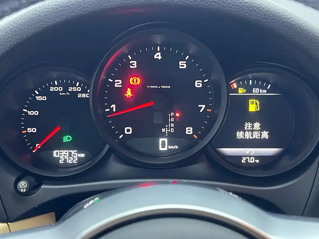 Porsche Macan — миниатюра 16